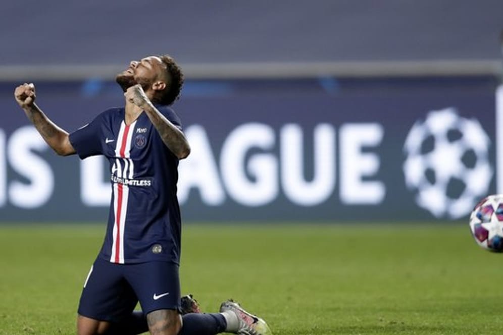 Neymar von PSG jubelt nach dem Spiel gegen RB Leipzig.