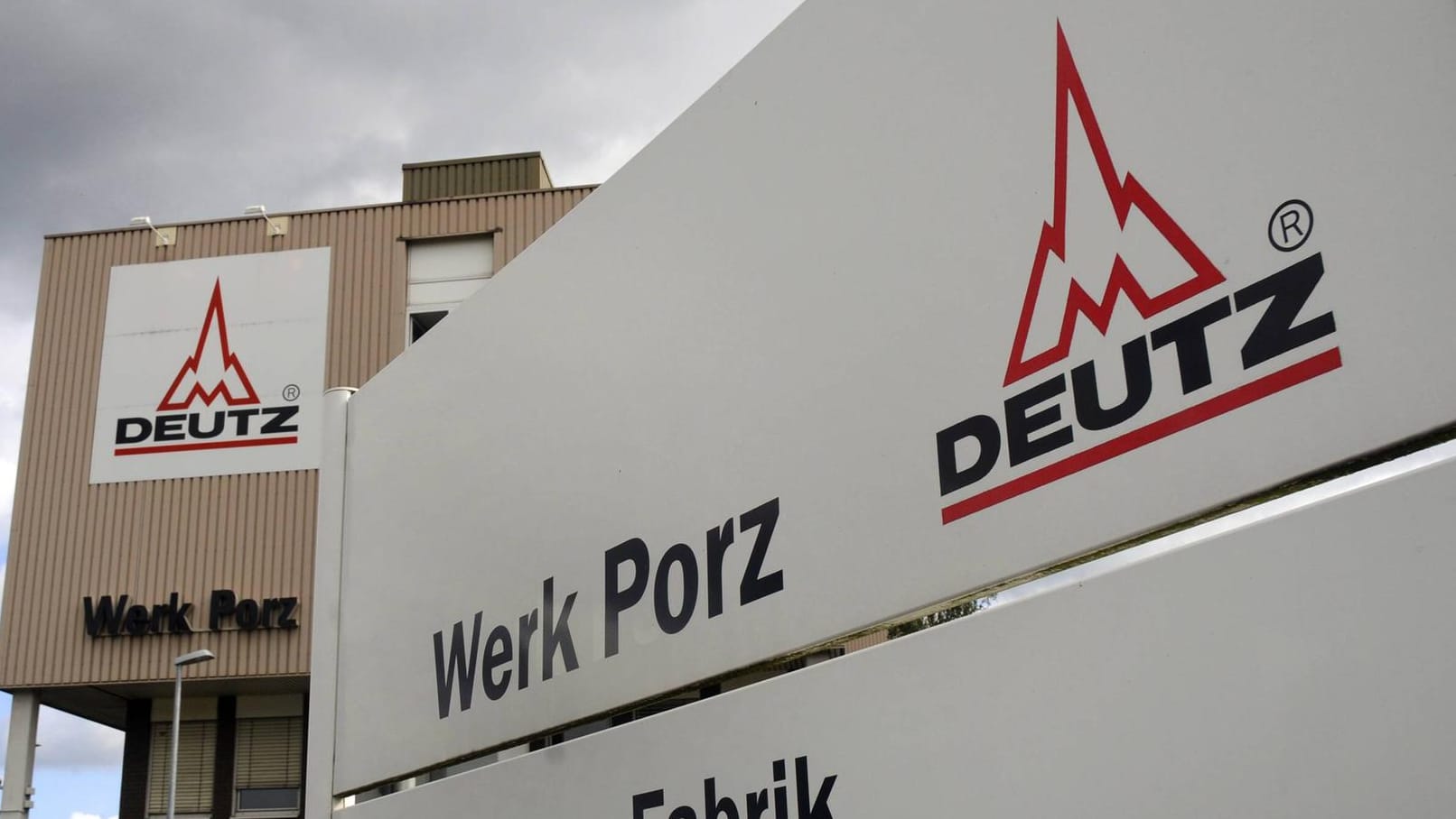 Deutz-Werk in Porz: Das Unternehmen will viele Stellen sozialverträglich abbauen.