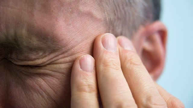 Die Einnahme von speziellen Antikörper-Medikamenten gegen Migräne ist laut TK-Kopfschmerz-Report nur sinnvoll, wenn keine der sechs verfügbaren Vortherapien wirke.