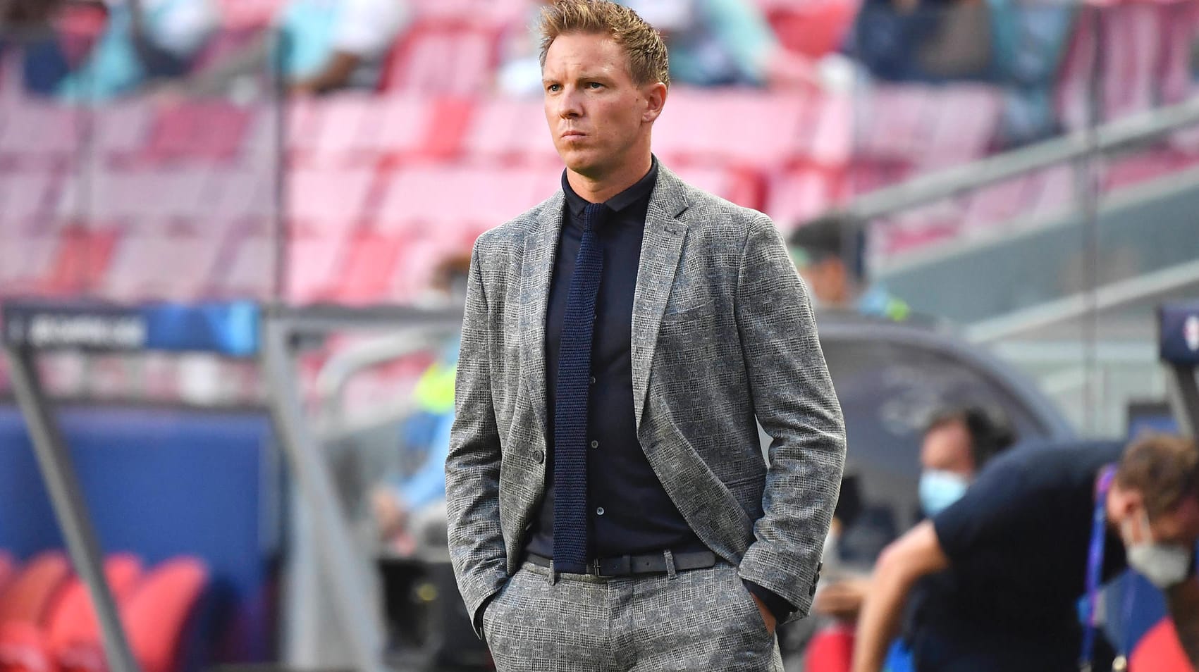 Sorgte mit seinem Outfit für Aufsehen: Leipzig-Trainer Julian Nagelsmann.