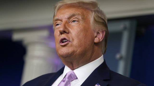 "Meine Regierung wird nicht zulassen, dass diese nukleare Situation im Iran weitergeht. "Meine Regierung wird nicht zulassen, dass diese nukleare Situation im Iran weitergeht.