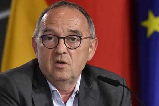 SPD-Bundesvorsitzender Norbert Walter-Borjans kritisiert den CDU-Vorschlag zur Wahlreform.