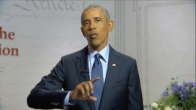 Ex-US-Präsident Barack Obama greift während des Parteitages der US-Demokraten Donald Trump an. Ex-US-Präsident Barack Obama greift während des Parteitages der US-Demokraten Donald Trump an.