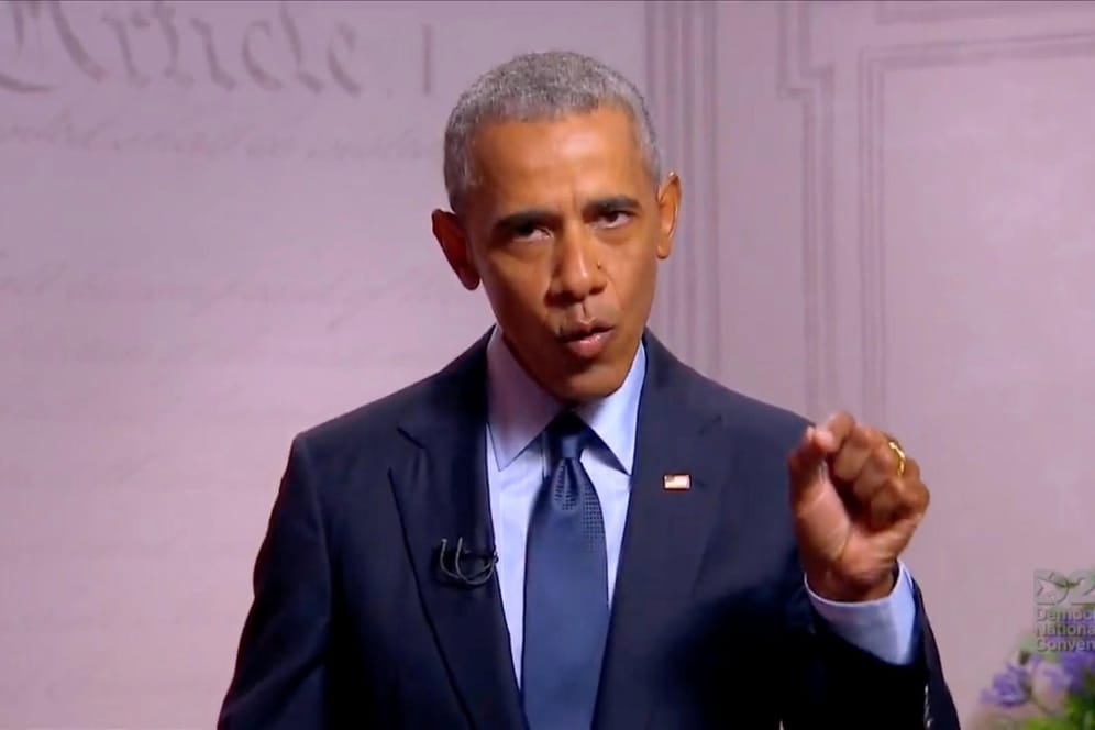 Barack Obama: "Lasst euch nicht die Demokratie wegnehmen."