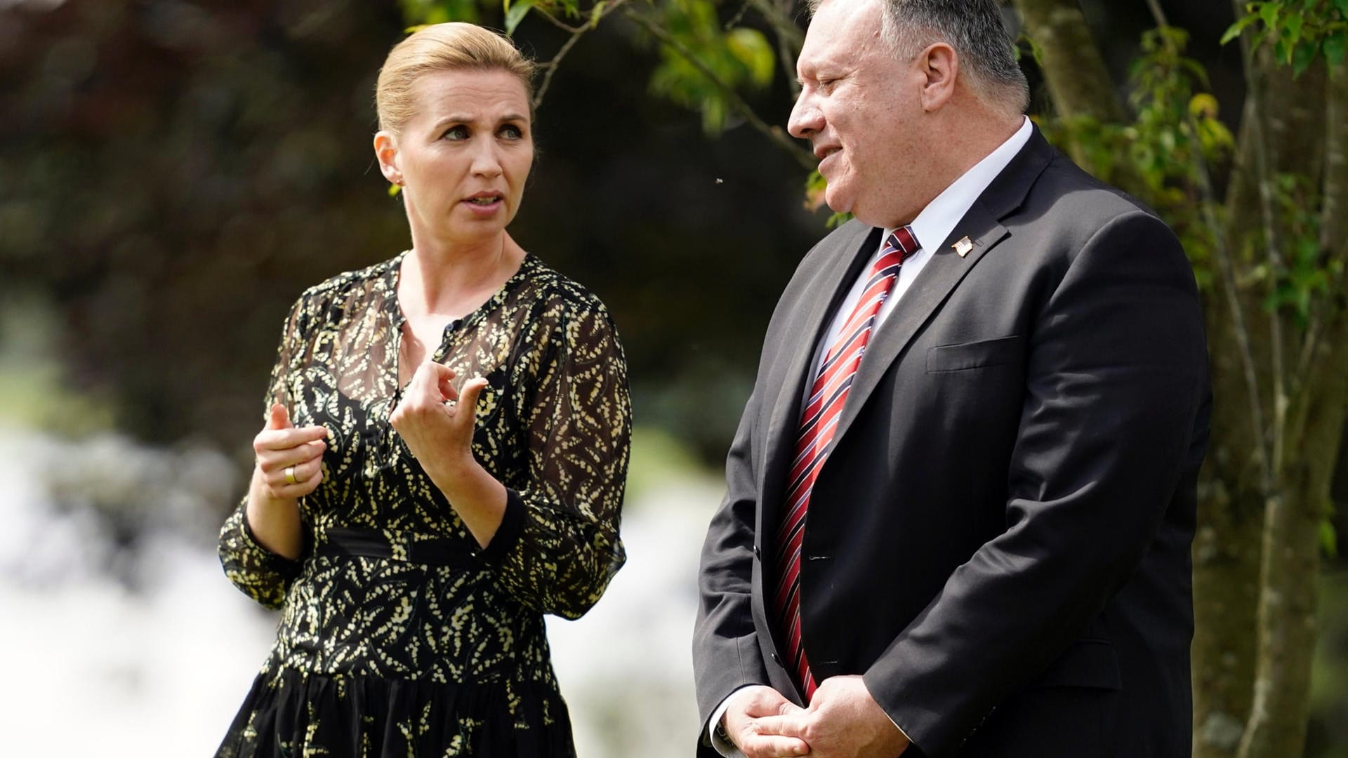 Mette Frederiksen mit Mike Pompeo: Grönland hat eine wichtige strategische Bedeutung – für die USA, aber auch für China und Russland.