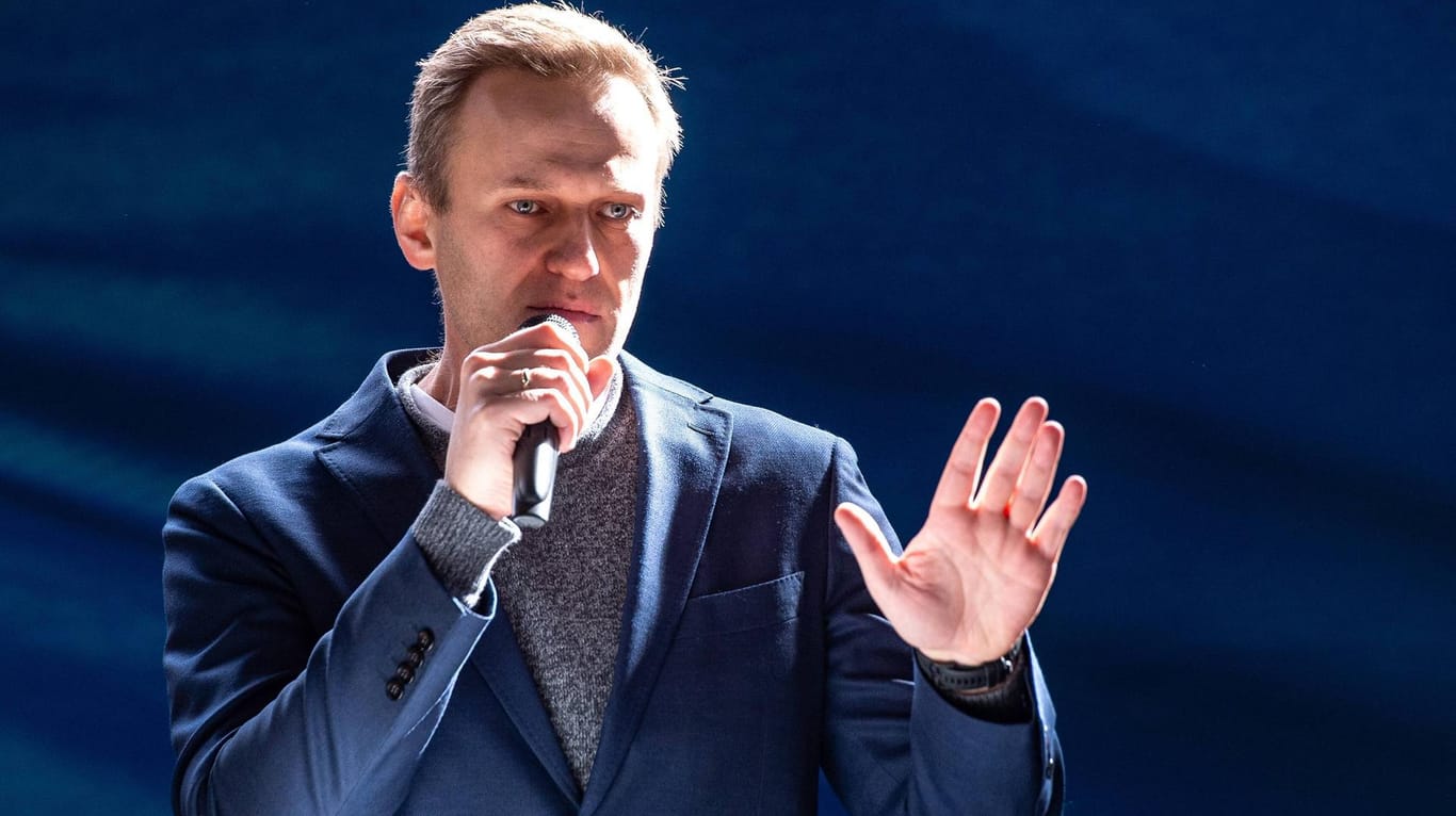 Alexej Nawalny: Der bekannte Oppositionspolitiker ist möglicherweise einem Giftanschlag zum Opfer gefallen.