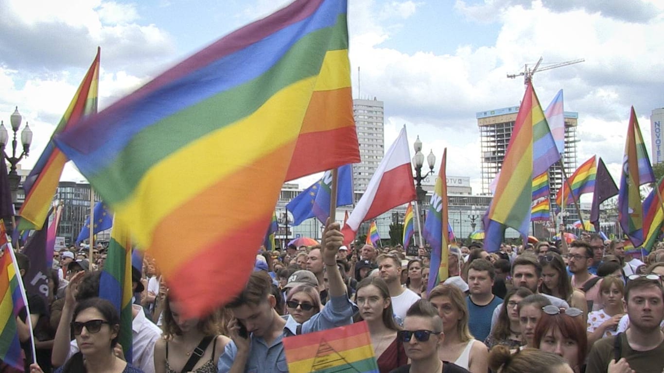 Pride-Marsch in Warschau Ende Juli: Die polnische Führungsriege verunglimpft die LGBT-Community als "Ideologen".