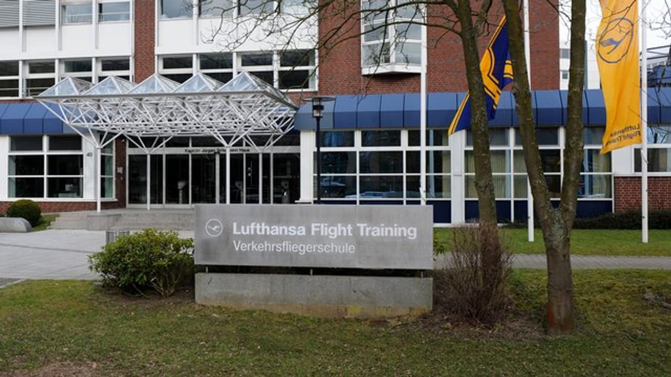 Die Lufthansa-Verkehrsfliegerschule in Bremen steht womöglich vor dem Aus.