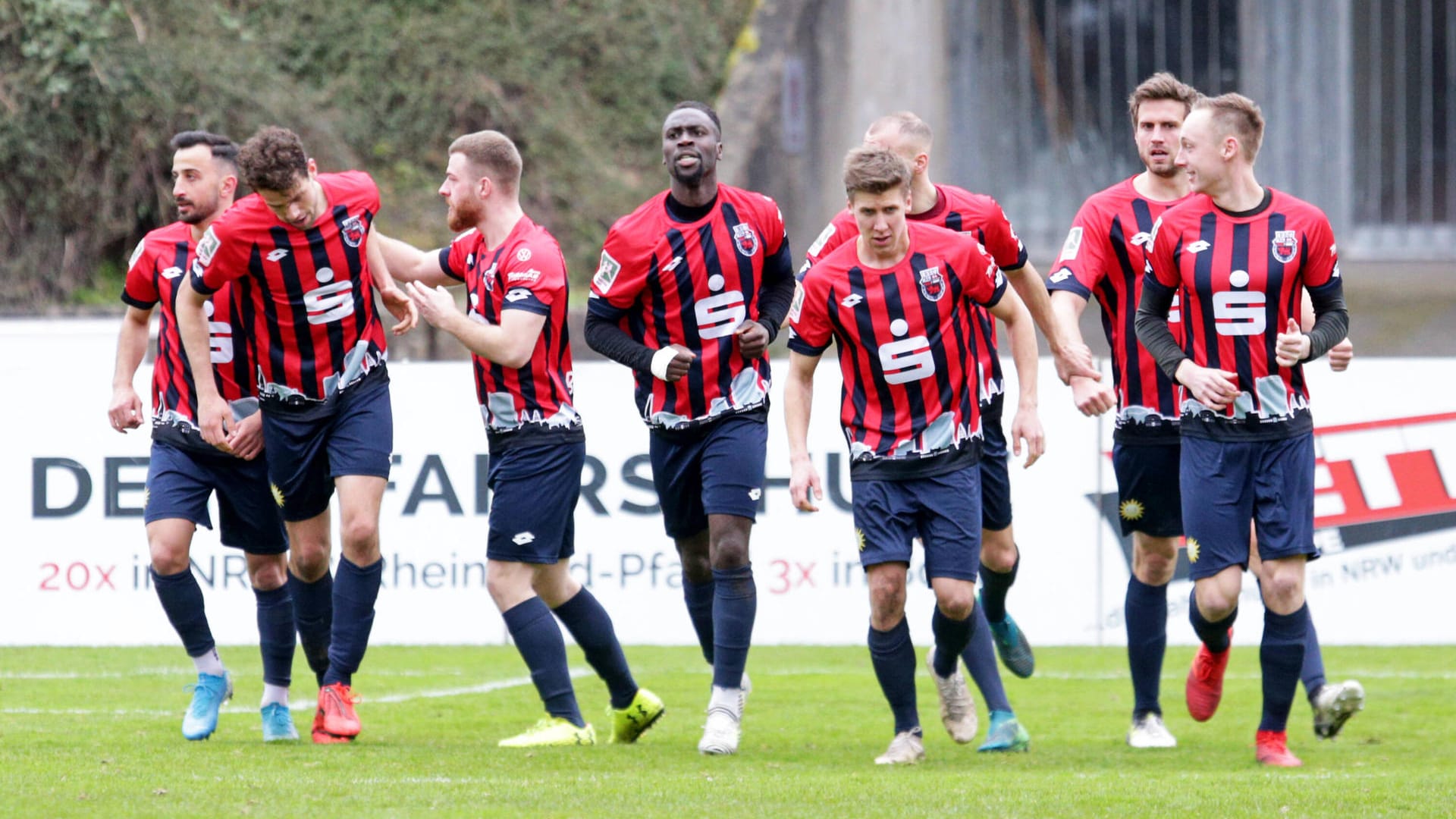 Das Regionalliga-Team des Bonner SC: Der Klub bekommt Verstärkung in der Defensive.