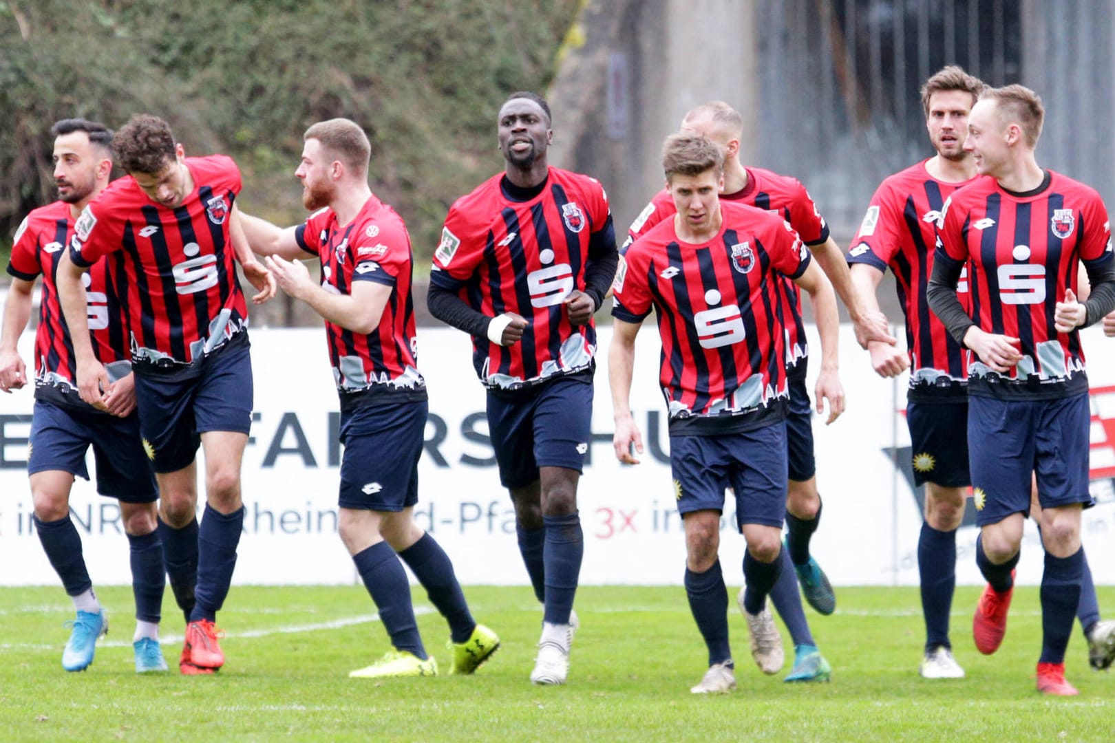 Das Regionalliga-Team des Bonner SC: Der Klub bekommt Verstärkung in der Defensive.