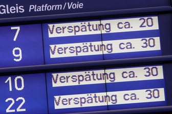 Zugverspätungen: Der Fahrgastverband Pro Bahn fordert zusätzliche Entschädigungen.