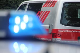 Tübingen: Drei Schwerverletzte nach einem Auffahrunfall.