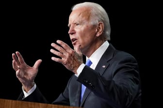 Joe Biden ist nun offiziell der Kandidat der Demokraten bei der Präsidentschaftswahl im November: Der Demokrat ruft ein seiner Nominierungsrede die US-Bevölkerung für eine Wahl gegen Donald Trump auf.