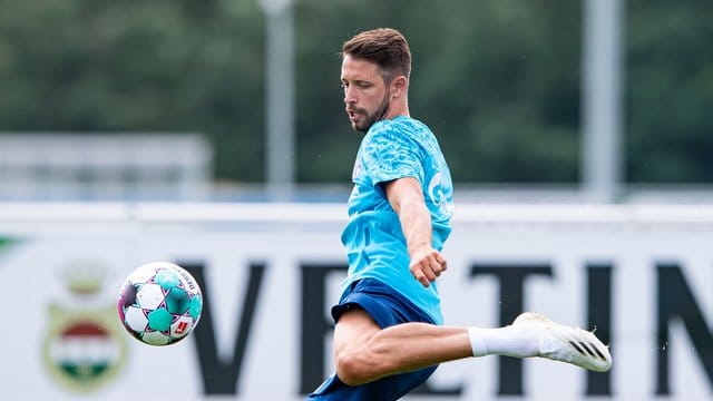 Musste vorerst zu Schalke 04 zurück: Mark Uth.