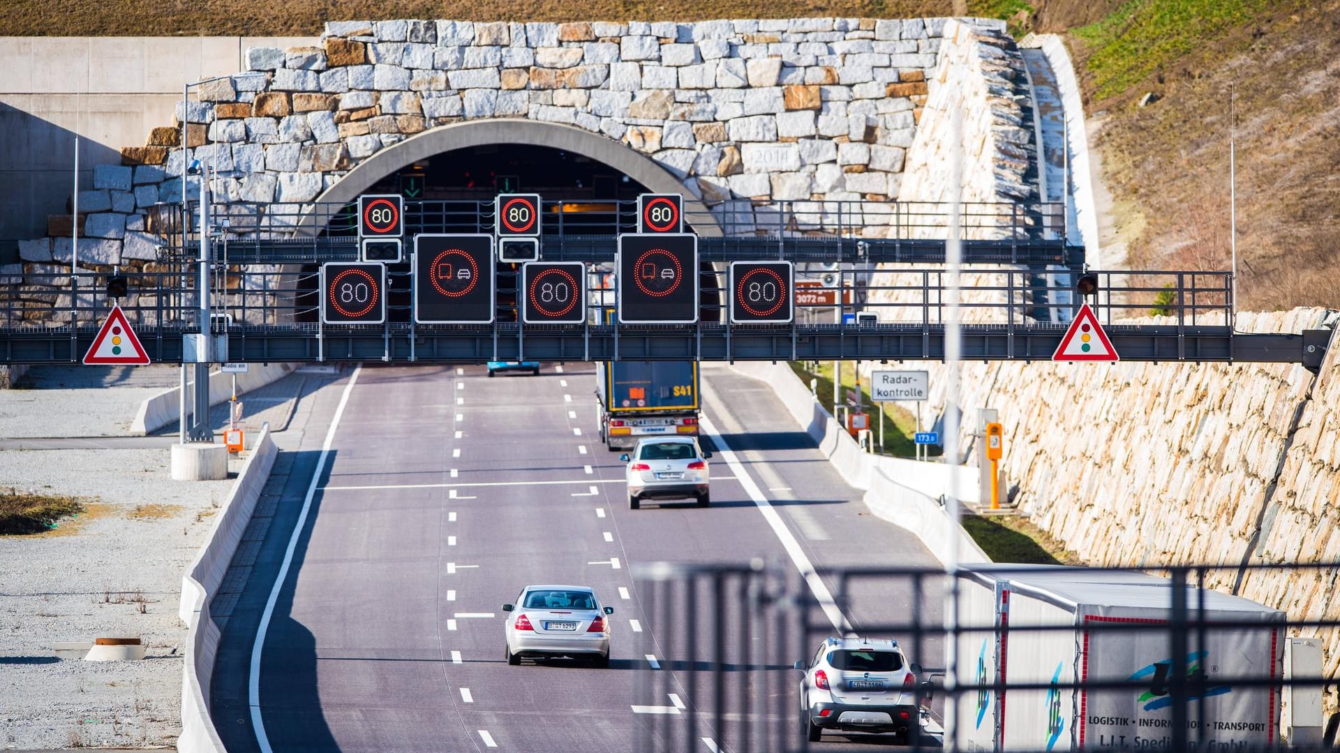 Jagdbergtunnel: An dieser Stelle geriet der Laster in Brand. Jagdbergtunnel: An dieser Stelle geriet der Laster in Brand.