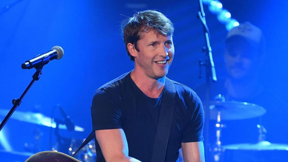 James Blunt: Schmusesänger mit Seefahrerkrankheit.