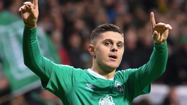 Bremens Milot Rashica wird unter anderem von RB Leipzig umworben. Bremens Milot Rashica wird unter anderem von RB Leipzig umworben.
