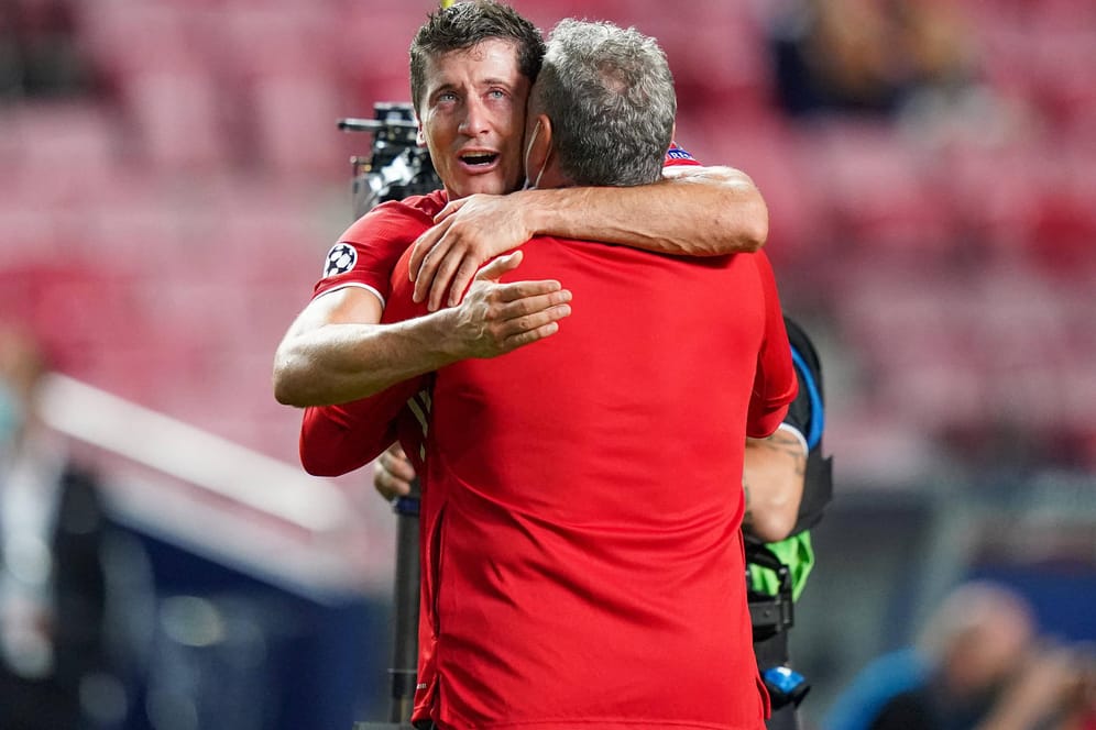 Tränen in den Augen: Bayern-Star Robert Lewandowski nach dem Schlusspfiff in Lissabon.