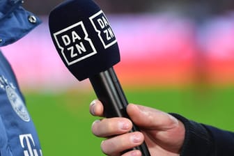 Bundesliga bei DAZN: Der Streamingsender bleib auch in der kommenden Saison am Ball.