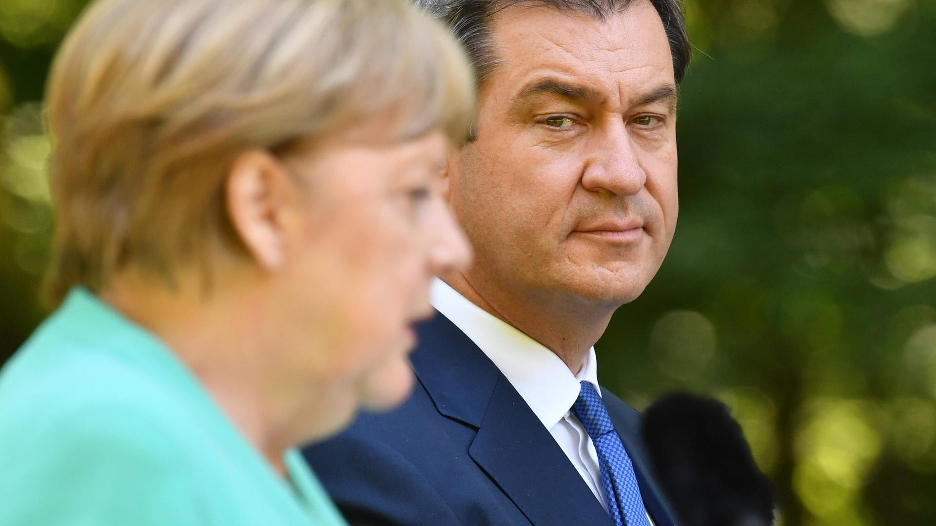 Angela Merkel und Markus Söder: Werden die Bundesländer gemeinsam mit der Kanzlerin härtere Corona-Maßnahmen verabschieden?