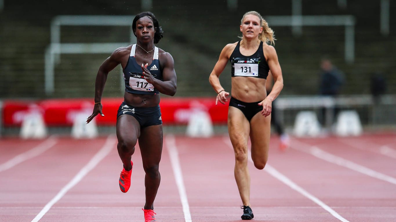 Puma Jump n Run im Stadion Rote Erde: Künftig sollen Läufer im Leichathletikstadion trainieren können.