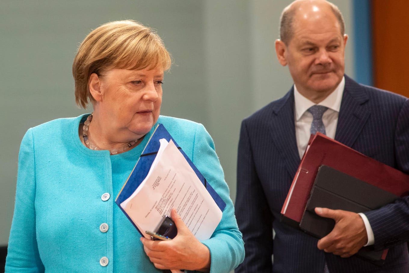 Bundeskanzlerin Angela Merkel (CDU) und Vizekanzler Scholz (SPD): Die Überwindung der Corona-Krise ist nur eines von vielen Themen im Koalitionsausschuss.