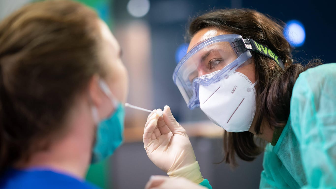 In den Niederlanden und in Belgien haben sich zwei Menschen wiederholt mit dem Coronavirus infiziert.