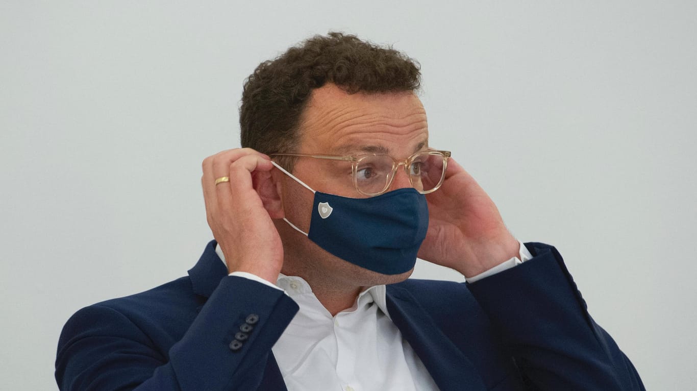 Bundesgesundheitsminister Jens Spahn mit Maske: Er hat Wuppertal besucht.