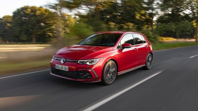 Kompakter Sportklassiker in achter Generation: Seit fast 45 Jahren gibt der Golf GTI den sportlichen Bruder des VW-Dauerbrenners. Kompakter Sportklassiker in achter Generation: Seit fast 45 Jahren gibt der Golf GTI den sportlichen Bruder des VW-Dauerbrenners.