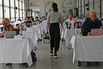 Bei der "Vorpremiere" der "Großen Gewächse" des Verbands Deutscher Prädikatsweingüter (VDP) wurden 477 Weine verkostet.