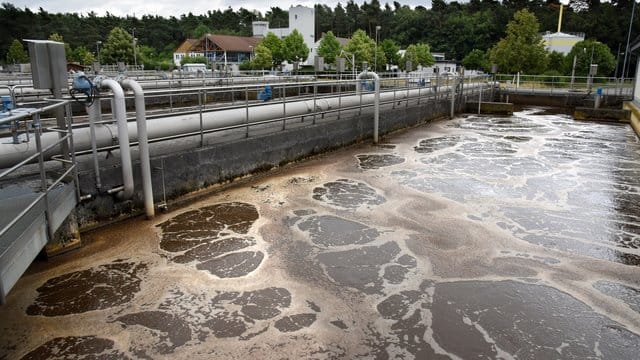 Forscher haben eine Methode zur Corona-Überwachung über das Abwasser entwickelt.