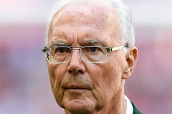 Franz Beckenbauer lobt Bayern-Trainer Flick: "Er hat die Mannschaft wieder zum Leben erweckt.