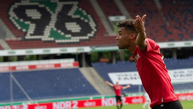 Linton Maina spielte in der vergangenen Saison noch für Hannover 96 in der 2.
