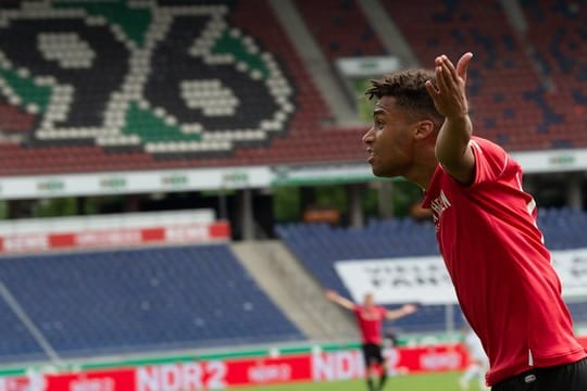 Linton Maina spielte in der vergangenen Saison noch für Hannover 96 in der 2.