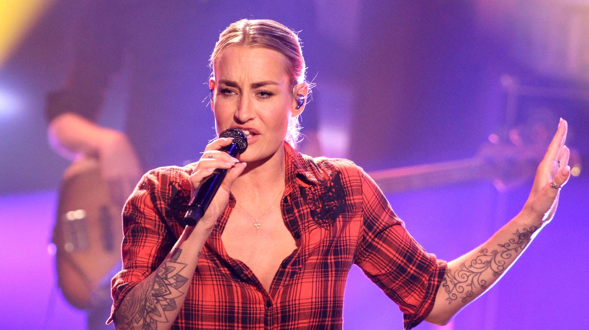 Sarah Connor beim ZDF Jahresrückblick: Sie sollte auf dem Konzert auftreten. Sarah Connor beim ZDF Jahresrückblick: Sie sollte auf dem Konzert auftreten.