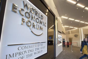 Das Logo des World Economic Forums: Das Weltwirtschaftsforum 2021 muss verschoben werden.