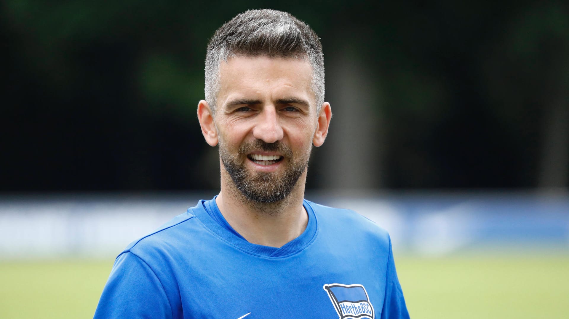 Vedad Ibisevic: Der Stürmer steht wohl kurz vor einem Wechsel zu Schalke. Vedad Ibisevic: Der Stürmer steht wohl kurz vor einem Wechsel zu Schalke.