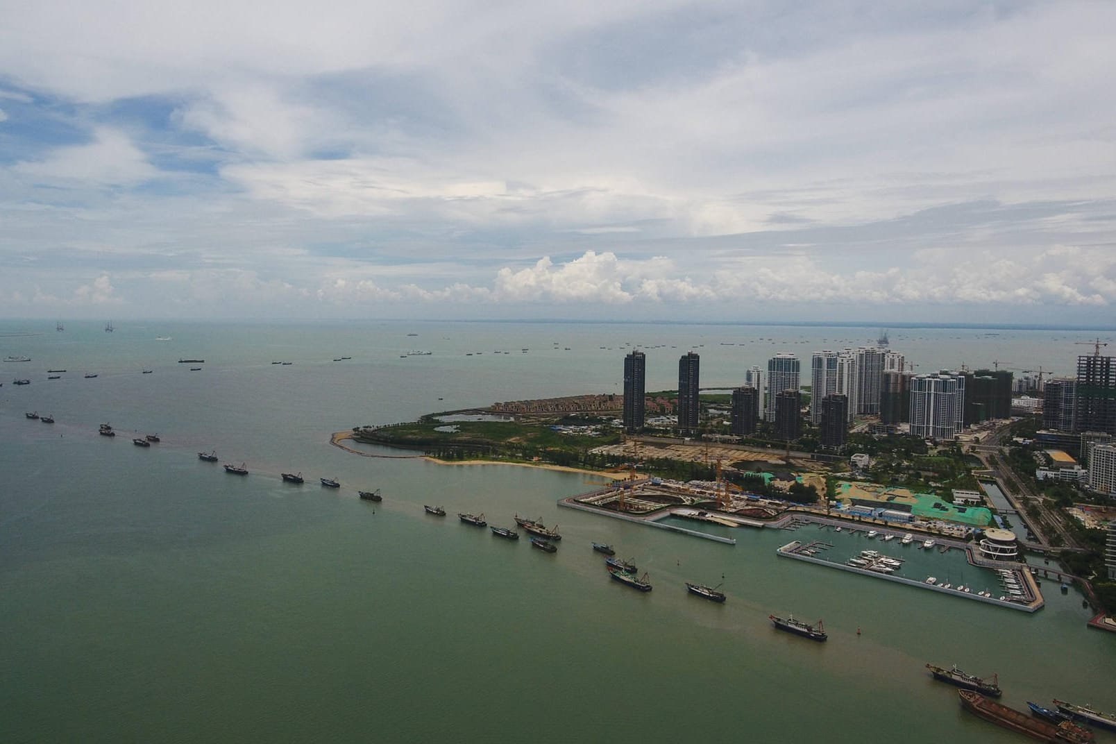 Hafen von Haikou, Hainan: Die Raketen sollen südöstlich von Hainan gelandet sein.