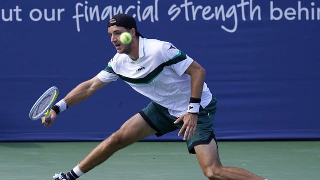Jan-Lennard Struff verpasst das Halbfinale. Jan-Lennard Struff verpasst das Halbfinale.