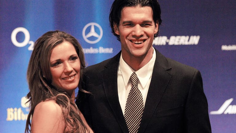 2005: Michael Ballack mit seiner damaligen Freundin Simone