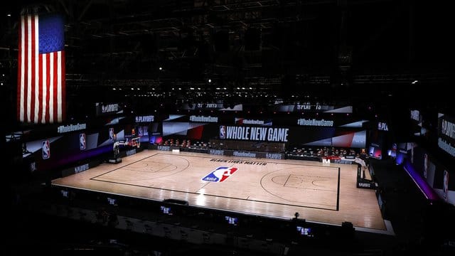 Mit ihrem Spielboykott haben die Milwaukee Bucks eine Protest-Lawine ausgelöst. Mit ihrem Spielboykott haben die Milwaukee Bucks eine Protest-Lawine ausgelöst.