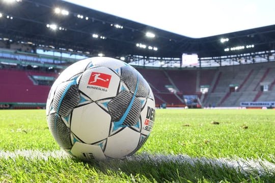 Die Bundesligaspiele werden vor weitgehend leeren Zuschauerrängen stattfinden.