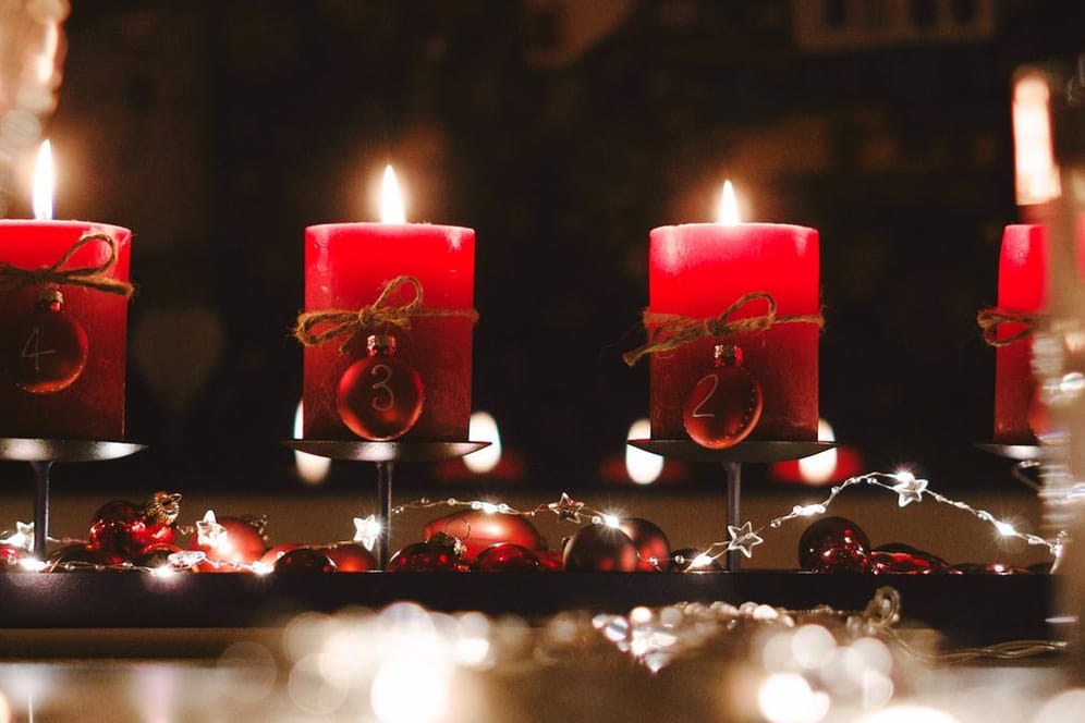 Mit diesen Adventskränzen verbreiten Sie besinnliche Stimmung in der Vorweihnachtszeit.