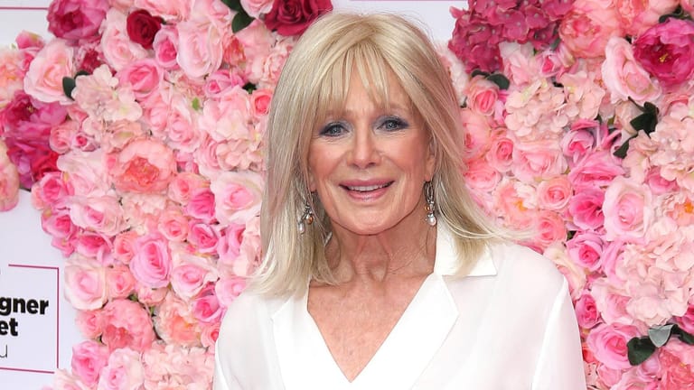 Linda Evans wird 80 Jahre alt: So hat sich der 