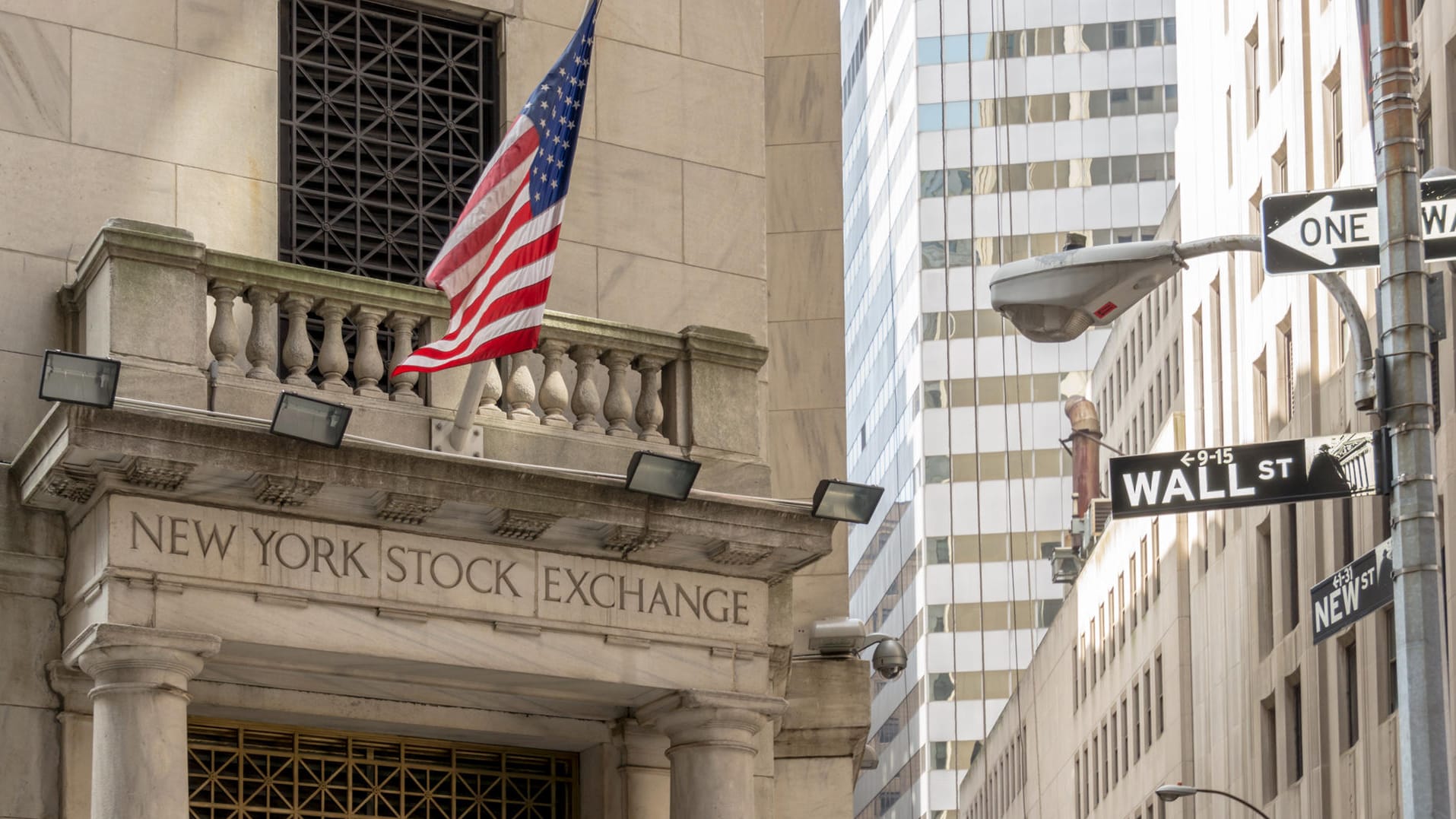 New Yorker Wall Street (Symbolbild): In den USA sind SPACs weit verbreitet. Nun schwappt der Trend auch nach Deutschland. Was heißt das für Anleger?