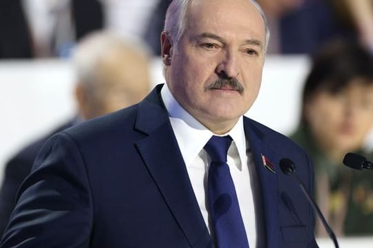 Wirft der Opposition vor, einen gewaltsamen Umsturz zu planen: Alexander Lukaschenko.