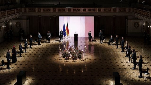 Die Teilnehmer während der Gedenkfeier im Konzerthaus am Berliner Gendarmenmarkt. Die Teilnehmer während der Gedenkfeier im Konzerthaus am Berliner Gendarmenmarkt.