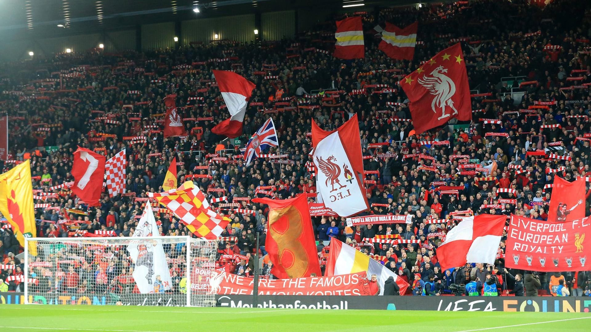 Solche Bilder wünschen sich die "Super League"-Bosse: Liverpools vollbesetzte Fantribüne "The Kop".