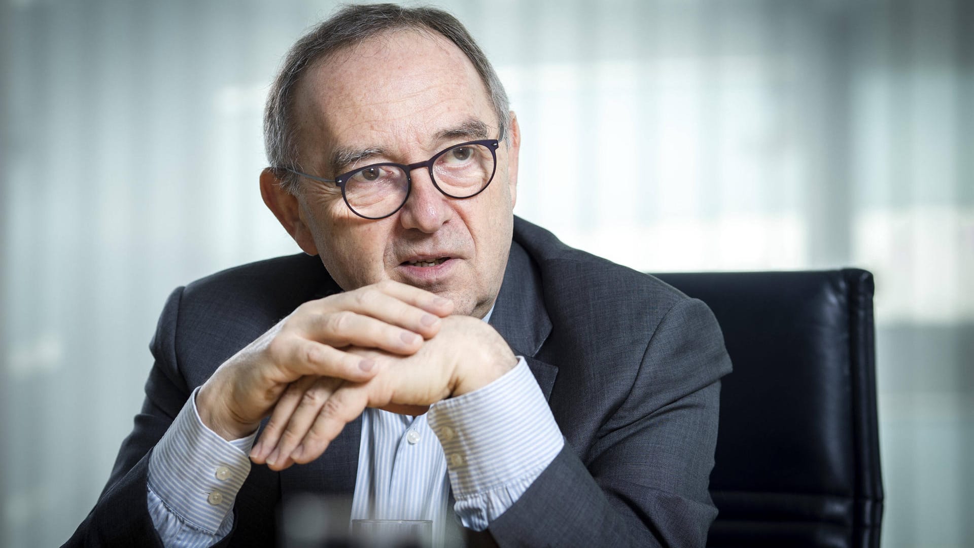 Norbert Walter-Borjans: Der Vorsitzende der SPD kritisiert CSU-Chef Markus Söder.
