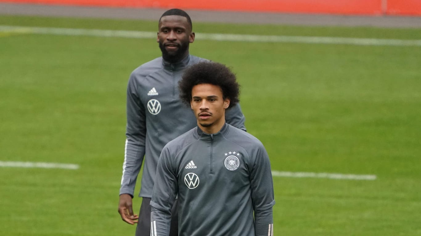 Antonio Rüdiger und Leroy Sané (v.l.): Gerald Asamoah sieht in beiden Profis künftige DFB-Kapitäne.